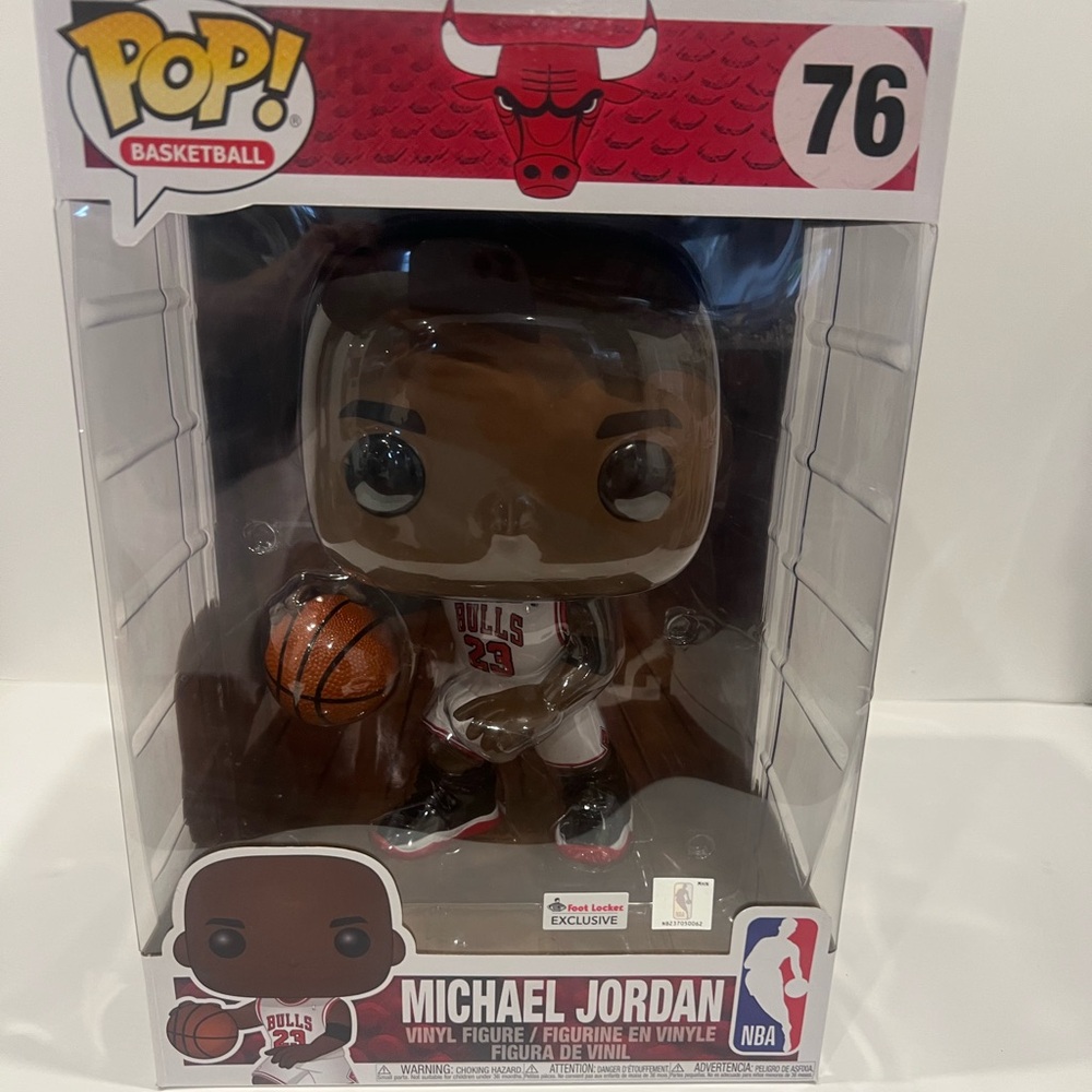 Michael Jordan FUNKO XL Bulls white jersey #76 NIB